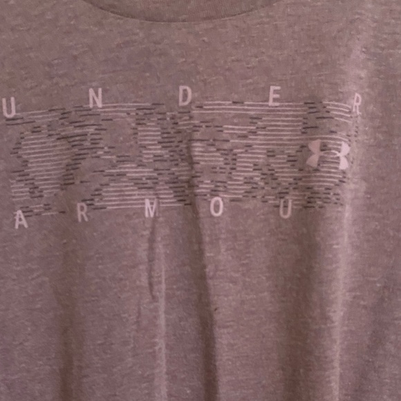 6 Under Armour Women’s Short Sleeve Tees - Black, Pink, Gray, and Maroon S M - Picture 11 of 13